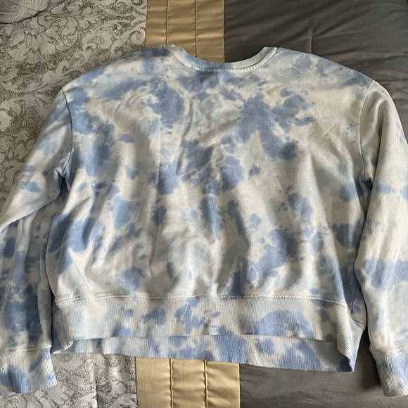 Light blue tie dye time and true crewneck - Picture 2 of 3